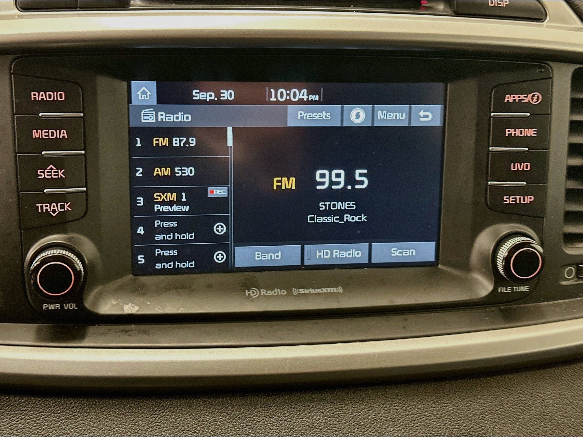 Used 2018 Kia Sorento FWD image 21