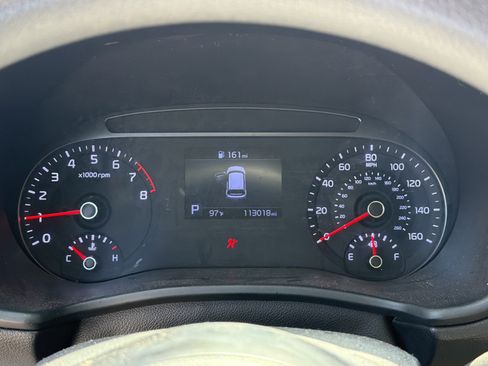 Used 2020 Kia Soul LX FWD image 10