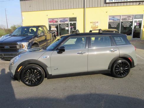 Used 2017 MINI Cooper Clubman S image 4