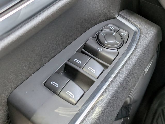 Used 2025 Chevrolet Silverado 1500 LT Trail Boss w/ Convenience Package II AWD/4WD image 23