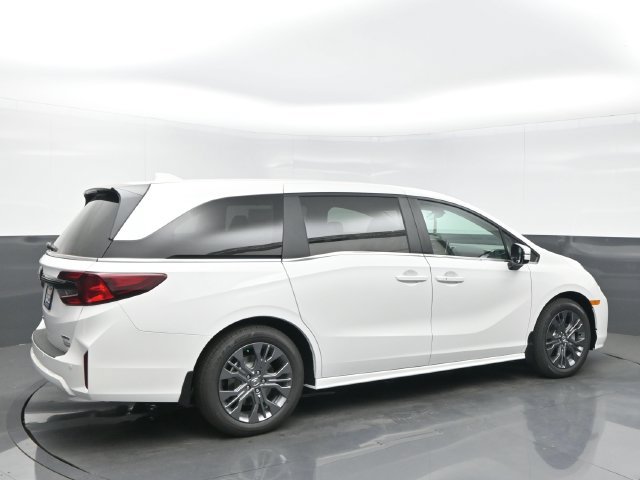 New 2027 Honda Odyssey Touring image 6