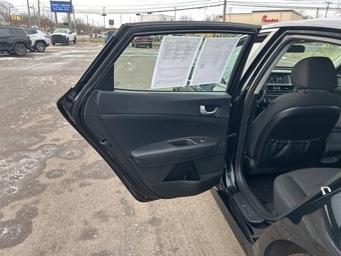 Used 2018 Kia Optima LX w/ Convenience Package image 13