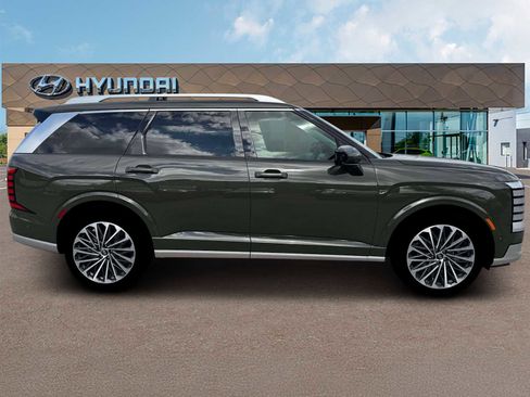 New 2026 Hyundai Palisade Calligraphy FWD image 9