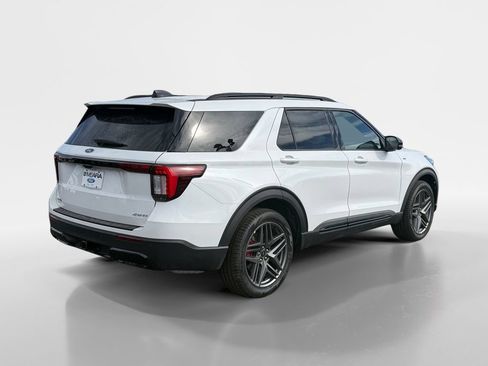 New 2026 Ford Explorer ST-Line w/ ST-Line Street Pack AWD/4WD image 5