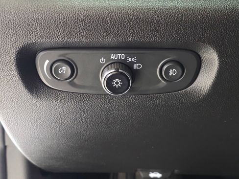 Used 2020 Chevrolet Traverse RS w/ LPO, Cargo Package FWD image 33