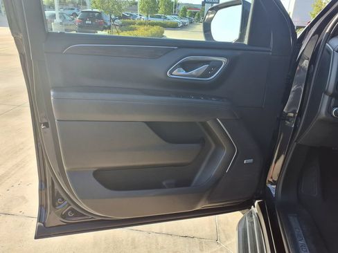Used 2024 Chevrolet Tahoe LT RWD image 15