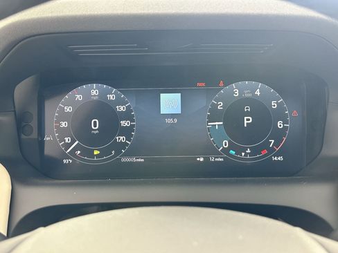 Certified 2025 Land Rover Discovery Sport S image 17