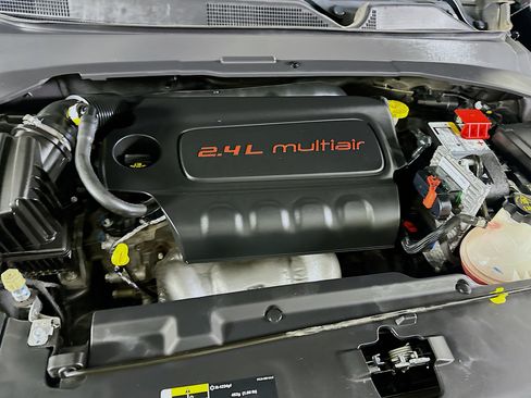 Used 2022 Jeep Compass Latitude image 31