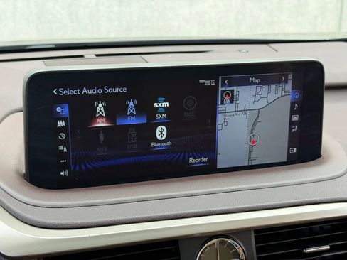 Used 2020 Lexus RX 450h AWD w/ Premium Package image 24