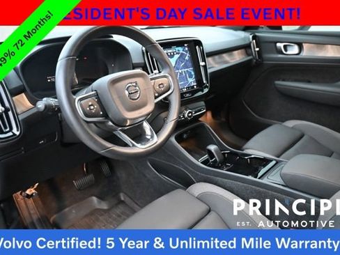 Certified 2023 Volvo C40 Recharge Core w/ Climate Package image 28