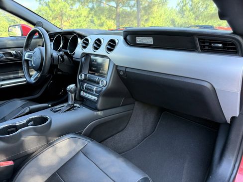 Used 2015 Ford Mustang GT Premium image 23