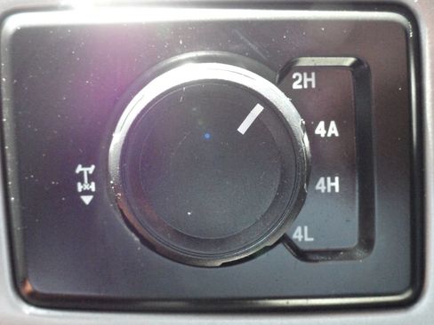 Used 2016 Ford F150 Lariat w/ Equipment Group 502A Luxury AWD/4WD image 20