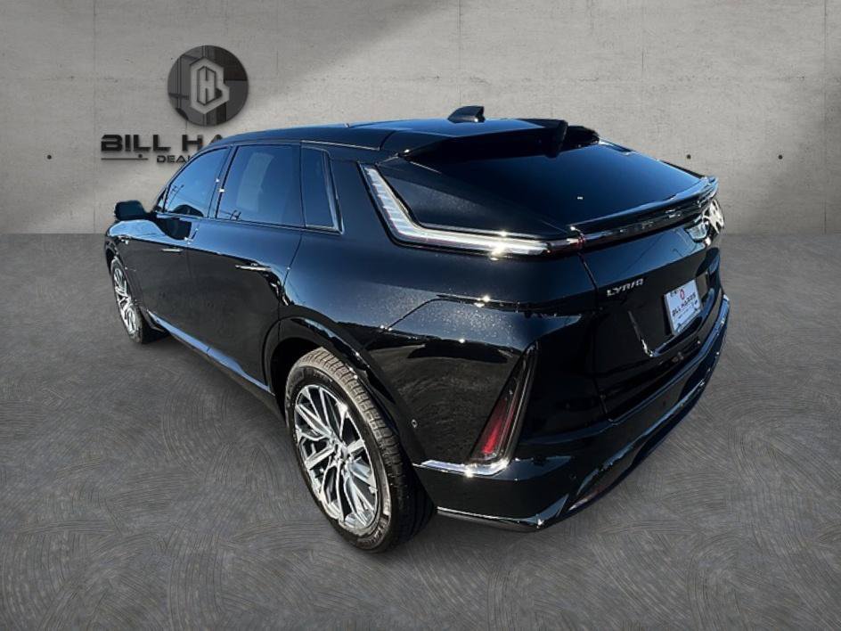 Used 2025 Cadillac Lyriq Sport AWD/4WD image 9