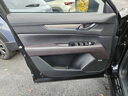 Certified 2025 MAZDA CX-5 Signature image 17