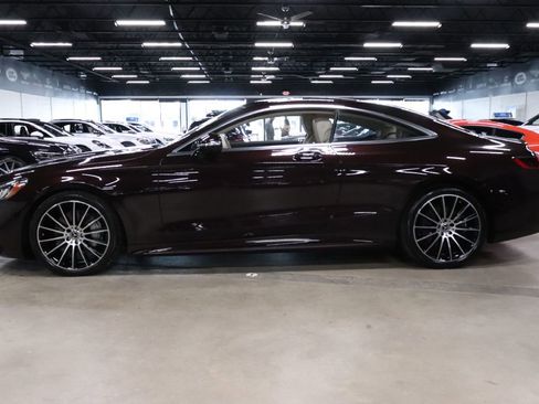 Used 2019 Mercedes-Benz S 560 4MATIC Coupe image 2
