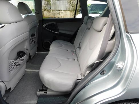 Used 2008 Toyota RAV4 Limited AWD/4WD image 6