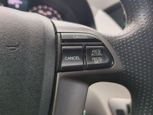 Used 2014 Honda Odyssey LX image 23