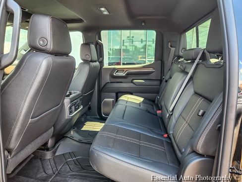 Certified 2023 Chevrolet Silverado 1500 High Country w/ High Country Premium Package AWD/4WD image 10