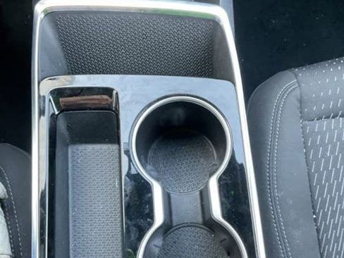 Used 2025 Chevrolet Equinox LT image 25