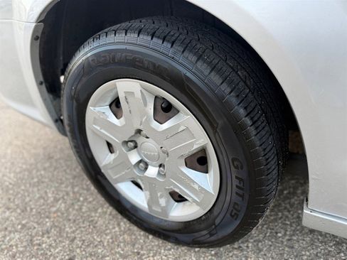 Used 2012 Dodge Grand Caravan SE image 7