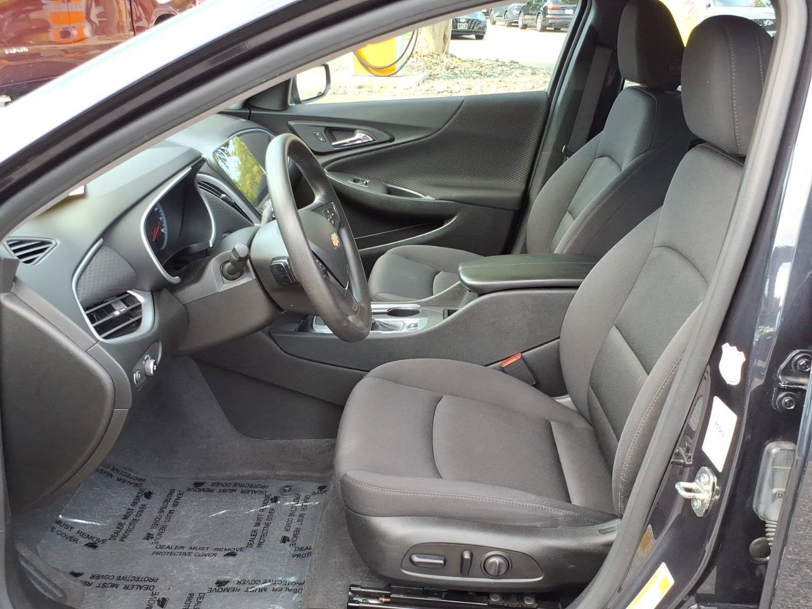Used 2023 Chevrolet Malibu LT FWD image 11