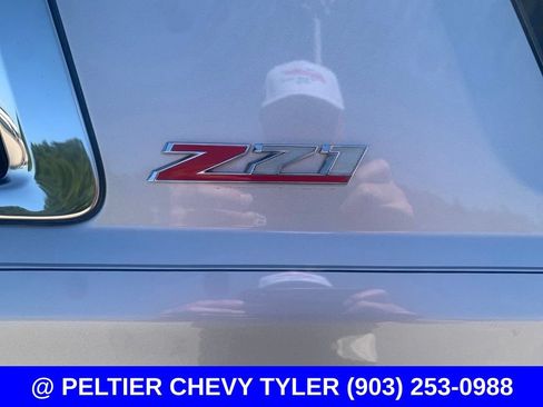 Used 2019 Chevrolet Tahoe LT w/ Off-Road Package AWD/4WD image 5