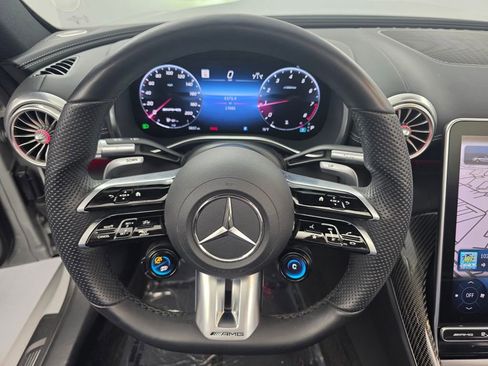 Used 2022 Mercedes-Benz SL 55 AMG 4MATIC image 17