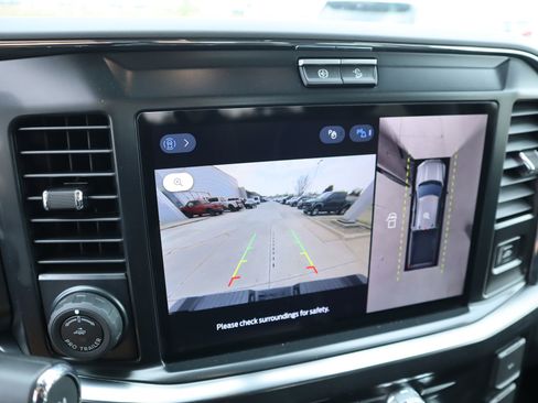 New 2026 Ford F350 Lariat w/ Black Appearance Package image 8