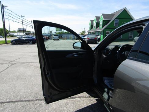 Used 2024 Alfa Romeo Tonale Veloce w/ Active Assist Package AWD/4WD image 11