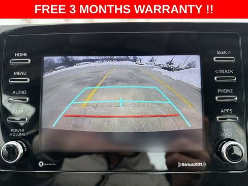 Used 2022 Toyota Camry SE image 18