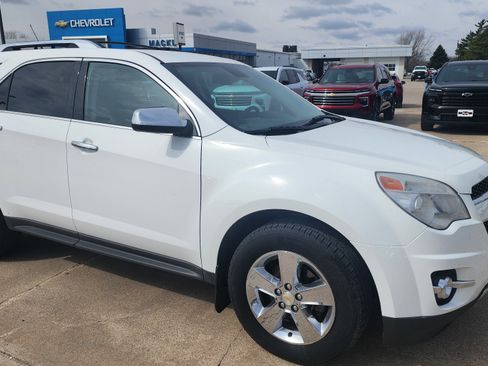 Used 2012 Chevrolet Equinox LTZ image 3