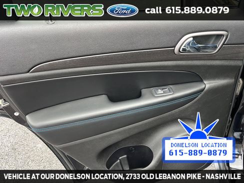 Used 2018 Jeep Grand Cherokee Laredo AWD/4WD image 33