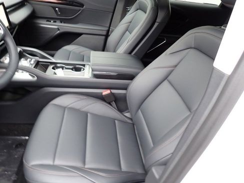 New 2026 Lincoln Nautilus Premier image 22