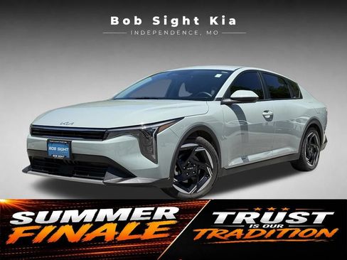Used 2025 Kia K4 EX FWD image 1