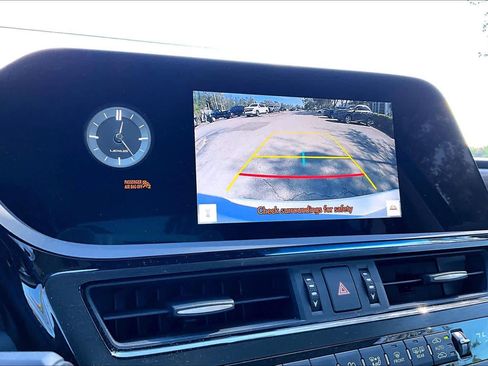 Used 2024 Lexus ES 350 w/ Premium Package image 24