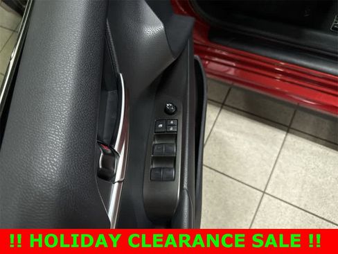 Used 2024 Toyota Camry SE image 23