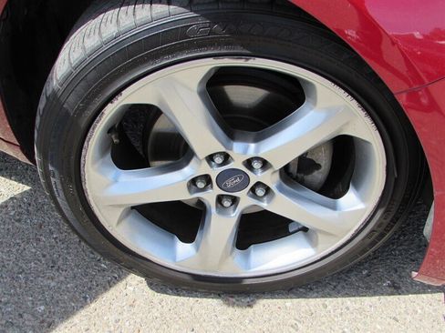 Used 2014 Ford Fusion SE FWD image 33