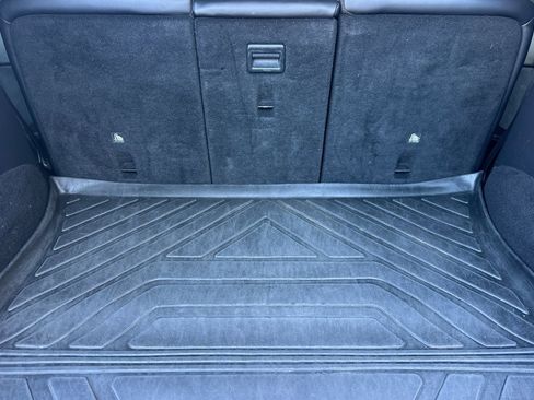 Used 2021 Tesla Model Y Performance image 32