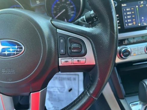 Used 2017 Subaru Outback 2.5i Limited AWD/4WD image 32