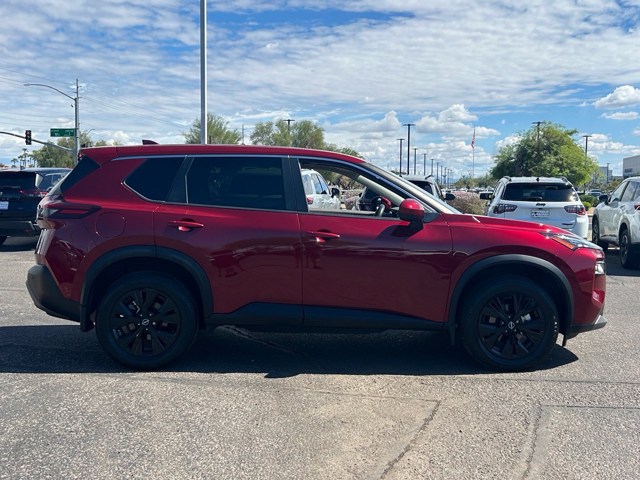 Certified 2023 Nissan Rogue SV FWD image 7