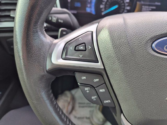 Used 2013 Ford Fusion Titanium w/ Titanium Driver Assist Pkg FWD image 18