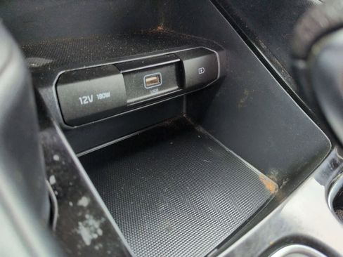 Used 2022 Kia Telluride LX image 28