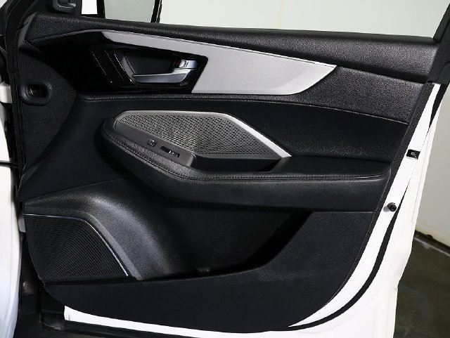 Certified 2024 Acura MDX SH-AWD image 33