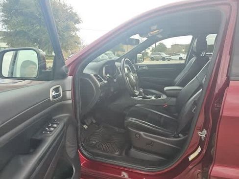 Used 2018 Jeep Grand Cherokee Altitude image 9