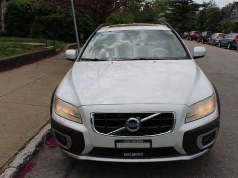 Used 2012 Volvo XC70 3.2 image 2