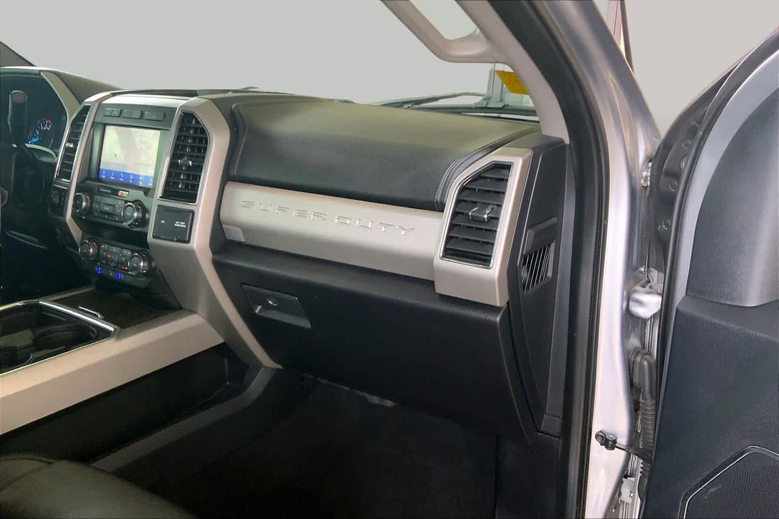 Used 2020 Ford F250 Lariat AWD/4WD image 18