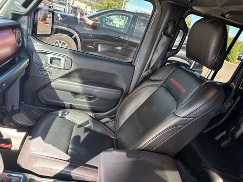 Used 2021 Jeep Gladiator Rubicon AWD/4WD image 8