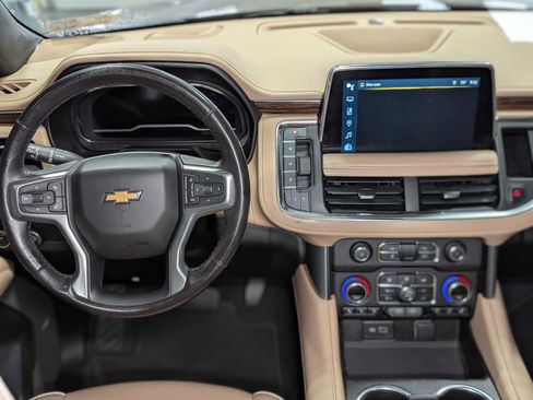 Used 2023 Chevrolet Tahoe Premier AWD/4WD image 5