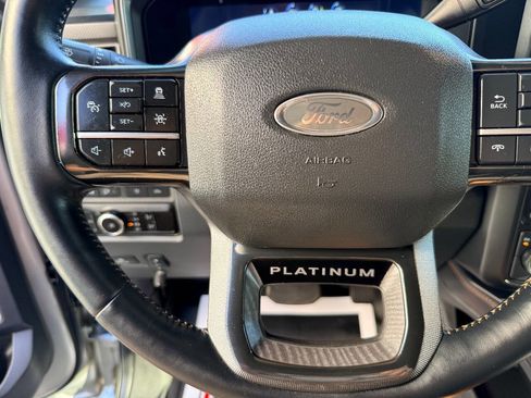 Used 2024 Ford F450 Platinum w/ FX4 Off-Road Package image 33