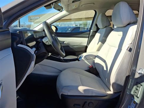 Used 2025 Hyundai Tucson SEL image 13